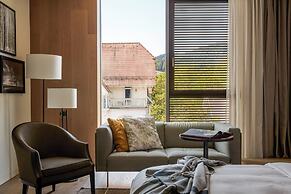 Roomers Baden-Baden, Autograph Collection