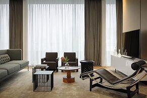 Roomers Baden-Baden, Autograph Collection