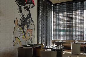 Roomers Baden-Baden, Autograph Collection