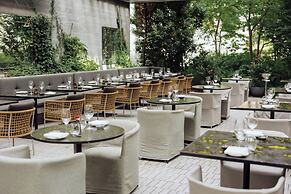 Roomers Baden-Baden, Autograph Collection