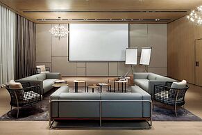 Roomers Baden-Baden, Autograph Collection