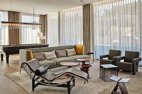 Roomers Baden-Baden, Autograph Collection