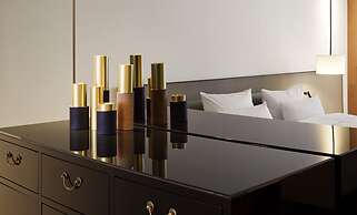 Roomers Baden-Baden, Autograph Collection
