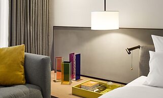 Roomers Baden-Baden, Autograph Collection