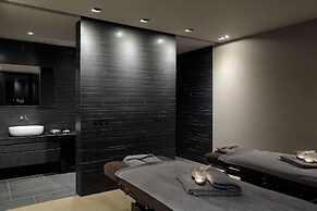 Roomers Baden-Baden, Autograph Collection