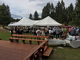 Boulder Creek Lodge - Campsite