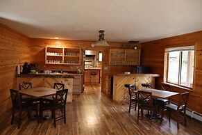 Boulder Creek Lodge - Campsite