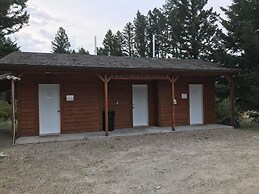 Boulder Creek Lodge - Campsite