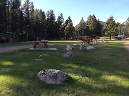 Boulder Creek Lodge - Campsite