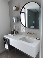 ANDAZ OTTAWA BYWARD MARKET, BY HYATT