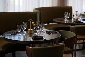 ANDAZ OTTAWA BYWARD MARKET, BY HYATT