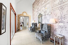 The Manoah Boutique Hotel