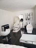 The Manoah Boutique Hotel