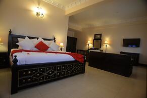 Golden Tulip Stonetown Boutique