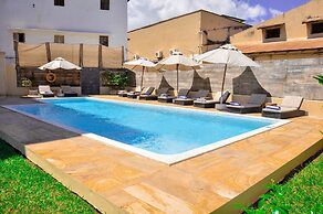 Golden Tulip Stonetown Boutique