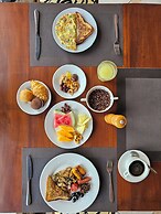 Golden Tulip Stonetown Boutique