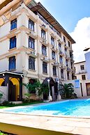 Golden Tulip Stonetown Boutique