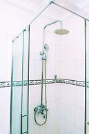 Golden Tulip Stonetown Boutique