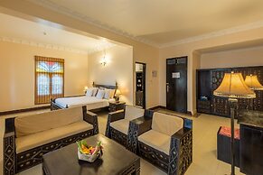 Golden Tulip Stonetown Boutique