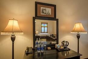 Golden Tulip Stonetown Boutique