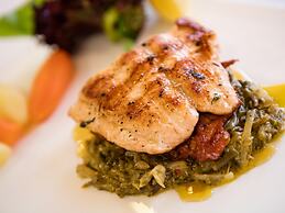 Holiday Inn Antalya - Lara by IHG