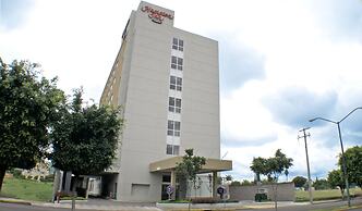 Hampton Inn by Hilton Irapuato