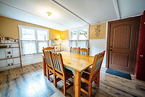 River Ridge Cottages