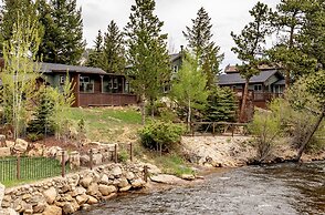 River Ridge Cottages