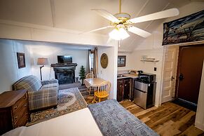 River Ridge Cottages