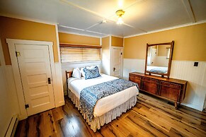 River Ridge Cottages