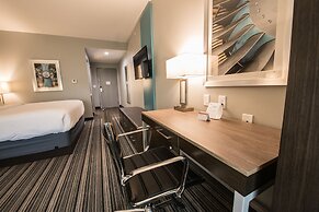 Holiday Inn Express & Suites Houston - Hobby Airport Area by IHG