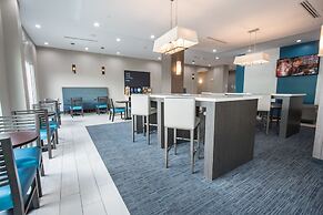 Holiday Inn Express & Suites Houston - Hobby Airport Area by IHG
