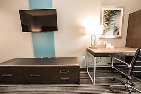 Holiday Inn Express & Suites Houston - Hobby Airport Area by IHG