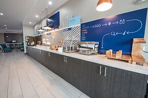 Holiday Inn Express & Suites Houston - Hobby Airport Area by IHG