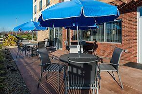 Fairfield Inn and Suites by Marriott Akron Stow