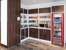 DoubleTree by Hilton Miami North I-95