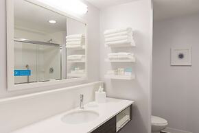 Hampton Inn & Suites Chicago Schaumburg