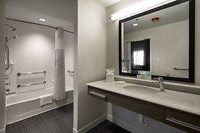 Hampton Inn & Suites Page - Lake Powell