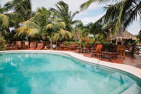 Ensueño Holbox and Beach Club