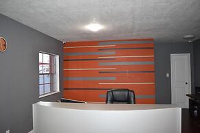 Woodfield Inn & Suites