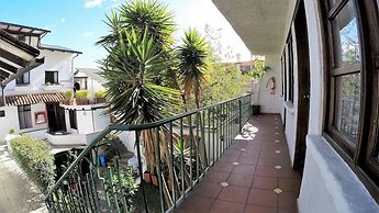 L'AUBERGE INN - Hostel