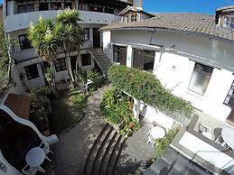 L'AUBERGE INN - Hostel