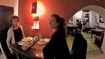 L'AUBERGE INN - Hostel