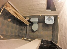 L'AUBERGE INN - Hostel