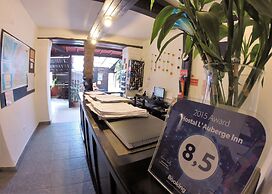 L'AUBERGE INN - Hostel