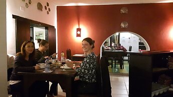 L'AUBERGE INN - Hostel