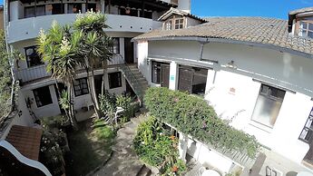 L'AUBERGE INN - Hostel