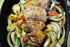 Nogodan Guesthouse & Hotel