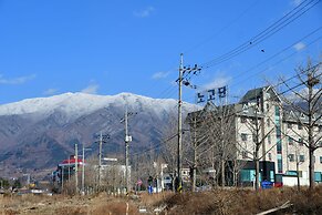 Nogodan Guesthouse & Hotel