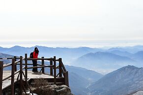 Nogodan Guesthouse & Hotel